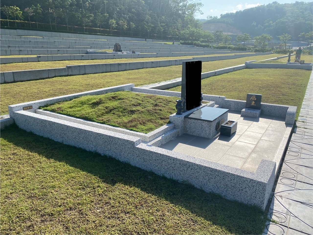 Qing Ming Festival (Honoring Ancestors and Filial Piety)